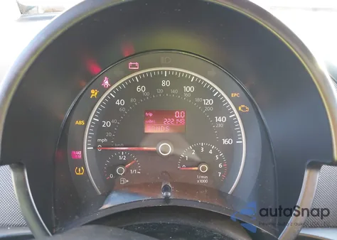 2009 Volkswagen New Beetle 2.5L из США, поврежденный, VIN 3VWPW31C59M512190